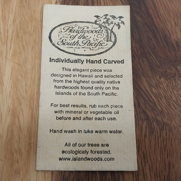 Hand-Carved Pineapple-Shaped Koa Acacia Cutting Board with Leather Loop - Picture 4 of 5